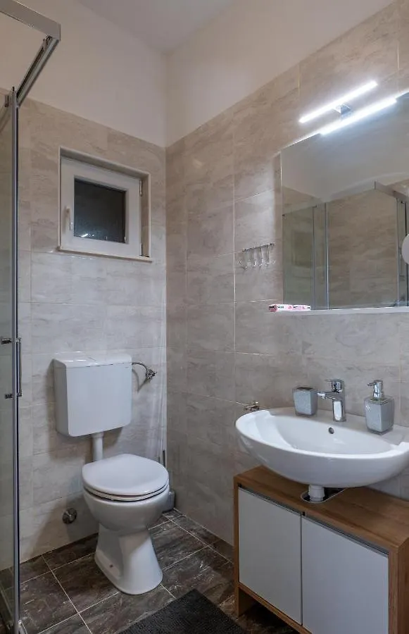 Apartment Tonci Bruno Паг