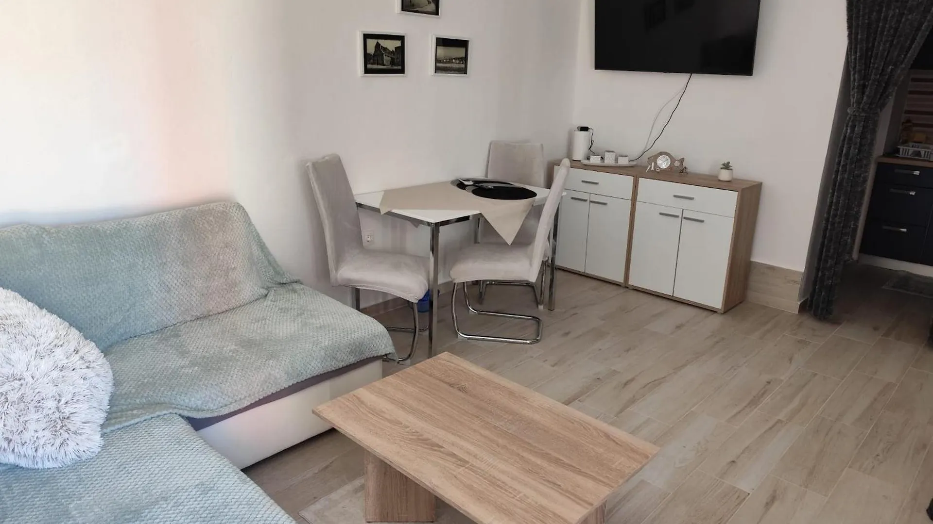 Apartment Tonci Bruno Паг